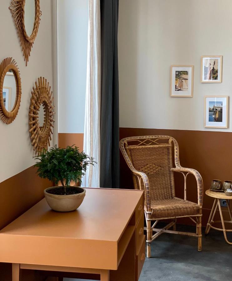Bed and Breakfast Madame Les Vans - Chambre D'Hotes - Charme Et Design Экстерьер фото