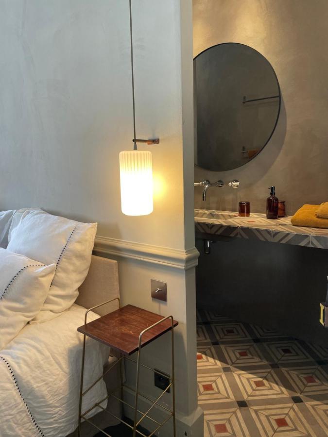 Bed and Breakfast Madame Les Vans - Chambre D'Hotes - Charme Et Design Экстерьер фото